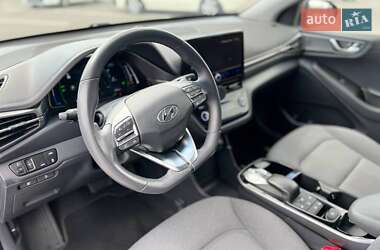Лифтбек Hyundai Ioniq 2019 в 