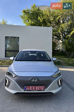 Хетчбек Hyundai Ioniq 2018 в 
