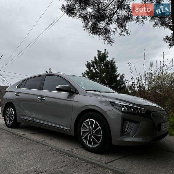 Ліфтбек Hyundai Ioniq 2021 в Львові