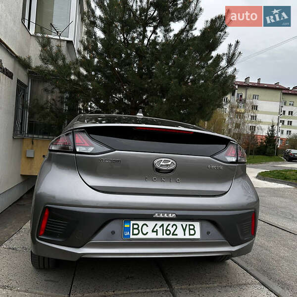 Ліфтбек Hyundai Ioniq 2021 в Львові