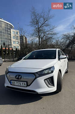 Лифтбек Hyundai Ioniq 2019 в Виннице