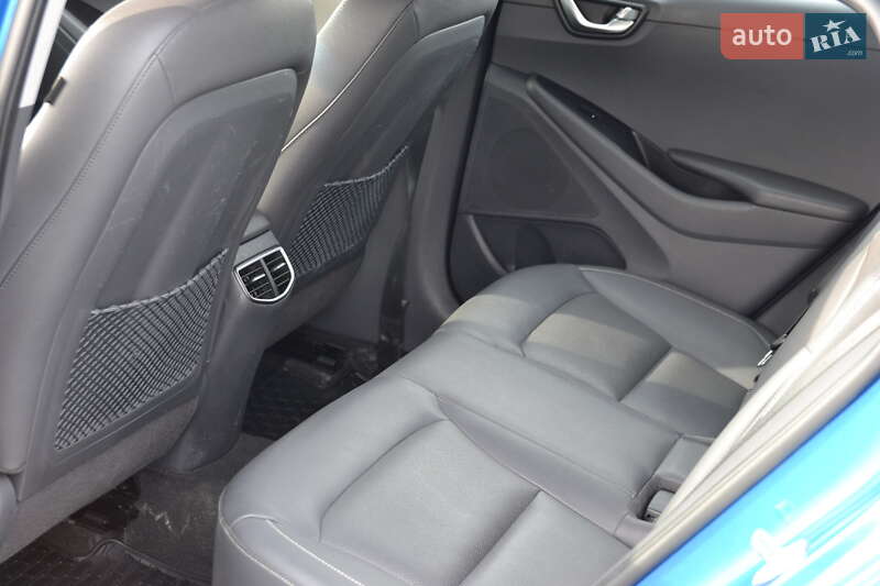 Хетчбек Hyundai Ioniq 2016 в Луцьку