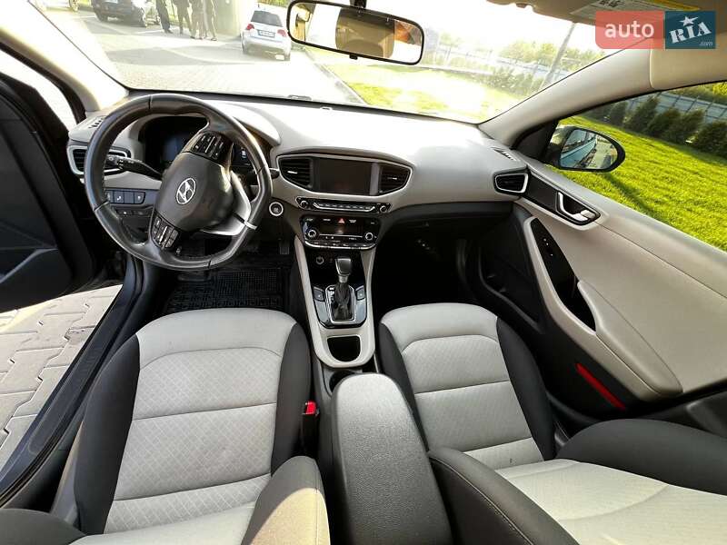Хэтчбек Hyundai Ioniq 2017 в Виннице