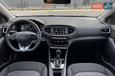 Ліфтбек Hyundai Ioniq 2019 в 