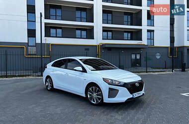Ліфтбек Hyundai Ioniq 2019 в Черкасах