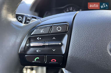 Хэтчбек Hyundai Ioniq 2018 в 