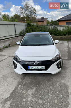 Хэтчбек Hyundai Ioniq 2017 в 