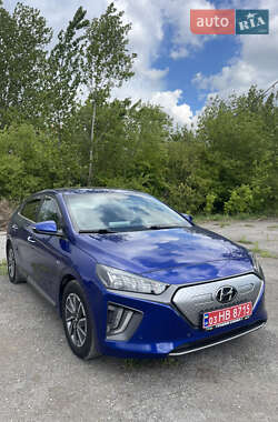 Лифтбек Hyundai Ioniq 2020 в 