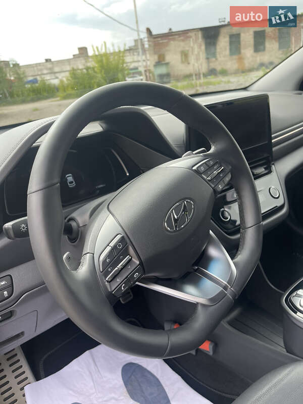 Ліфтбек Hyundai Ioniq 2020 в Тернополі