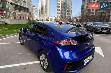 Хетчбек Hyundai Ioniq 2019 в 