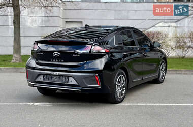 Лифтбек Hyundai Ioniq 2019 в 