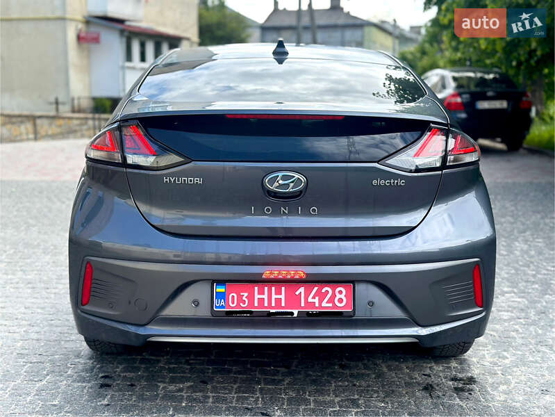 Лифтбек Hyundai Ioniq 2020 в Золочеве