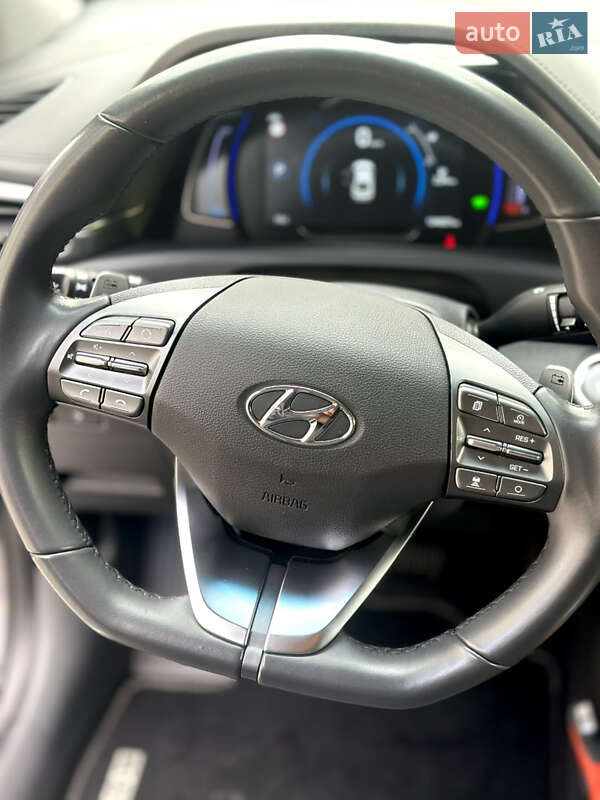Лифтбек Hyundai Ioniq 2020 в Золочеве