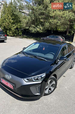 Хетчбек Hyundai Ioniq 2018 в 