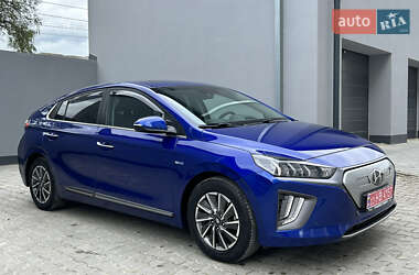 Лифтбек Hyundai Ioniq 2020 в 