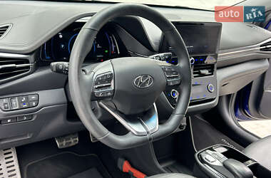 Лифтбек Hyundai Ioniq 2020 в 