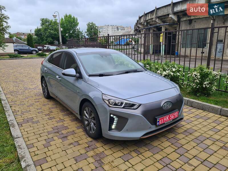 Хэтчбек Hyundai Ioniq 2018 в Виннице