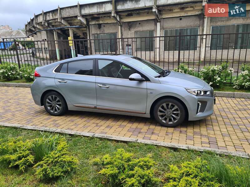 Хэтчбек Hyundai Ioniq 2018 в Виннице