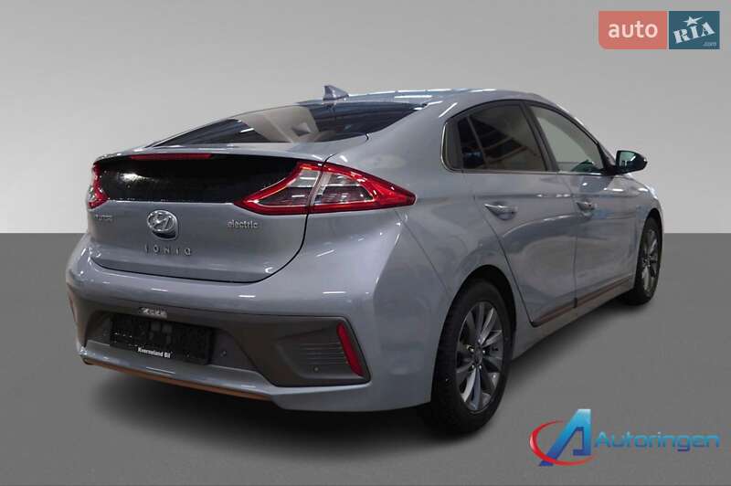 Хэтчбек Hyundai Ioniq 2018 в Виннице