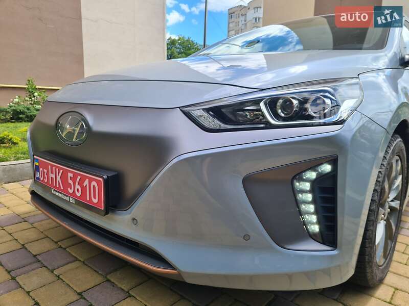 Хэтчбек Hyundai Ioniq 2018 в Виннице