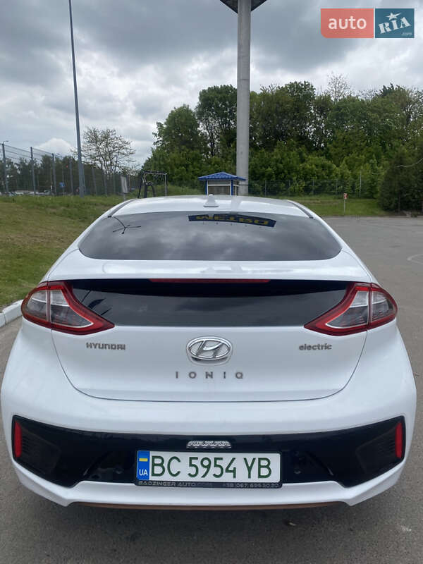 Хетчбек Hyundai Ioniq 2018 в Львові
