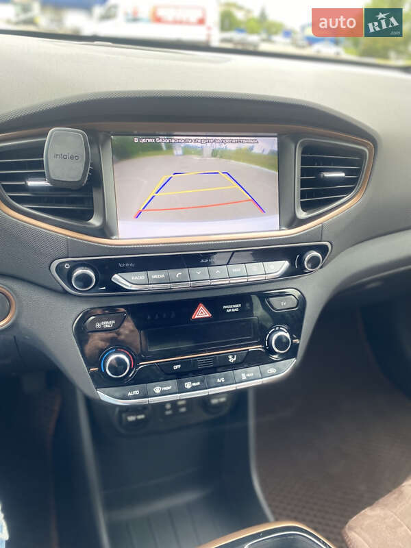 Хетчбек Hyundai Ioniq 2018 в Львові