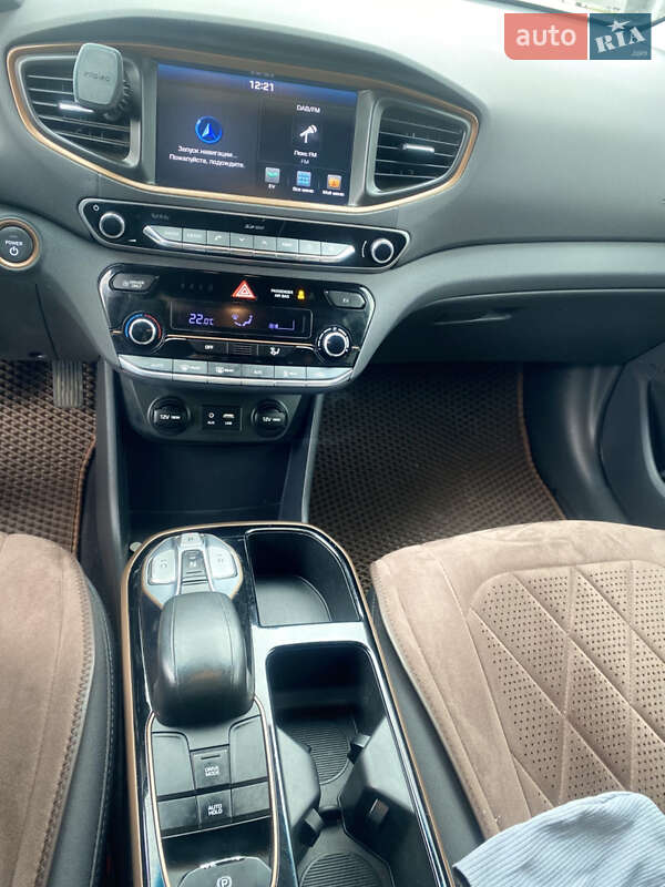 Хетчбек Hyundai Ioniq 2018 в Львові