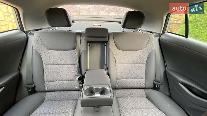 Хэтчбек Hyundai Ioniq 2018 в Ковеле фото 21 Хэтчбек Hyundai Ioniq 2018 в Ковеле