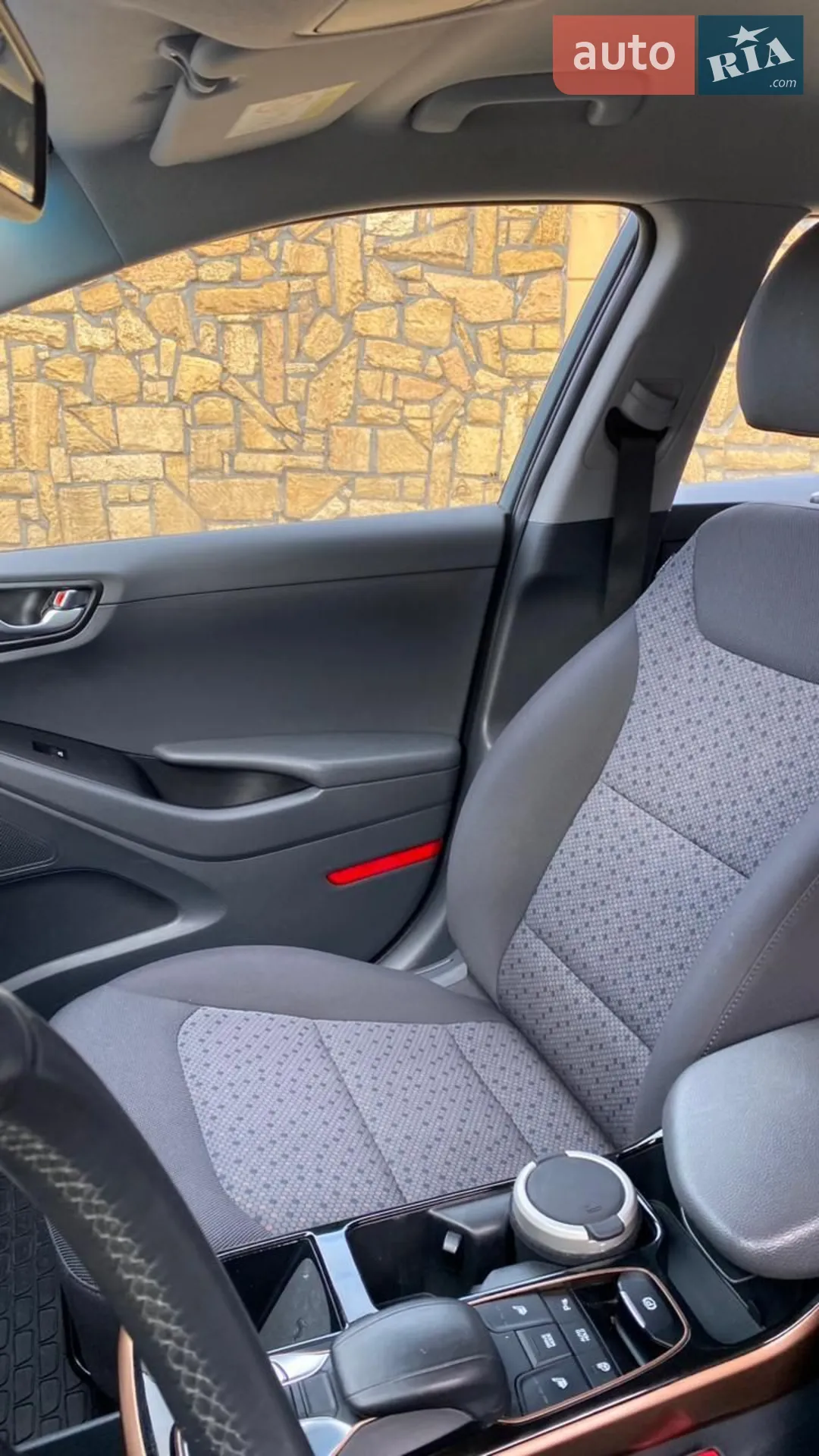 2018 Hyundai IONIQ - мініатюра 25