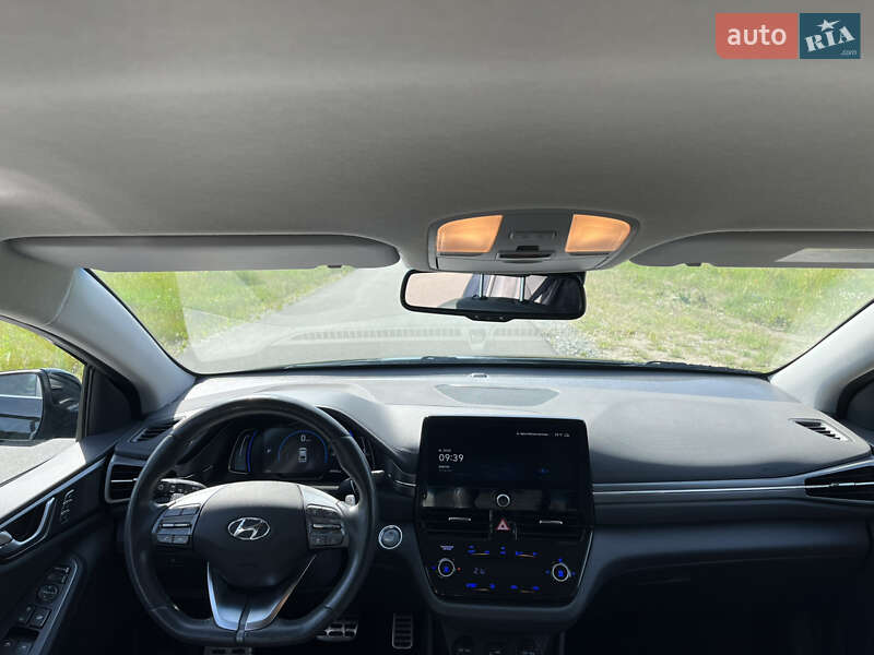 Ліфтбек Hyundai Ioniq 2019 в Павлограді