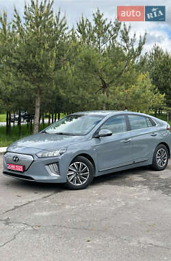 Ліфтбек Hyundai Ioniq 2019 в 