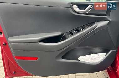Лифтбек Hyundai Ioniq 2019 в 