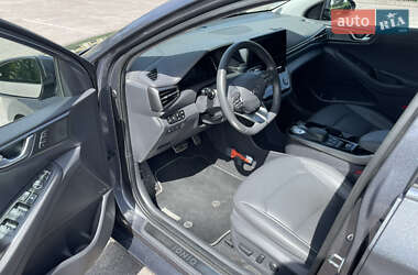 Ліфтбек Hyundai Ioniq 2020 в 