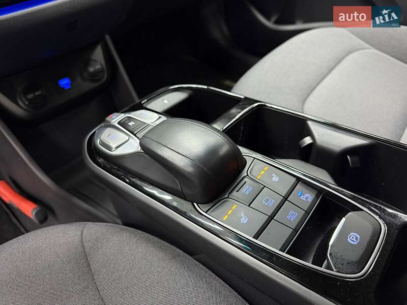 Хэтчбек Hyundai Ioniq 2019 в Луцке