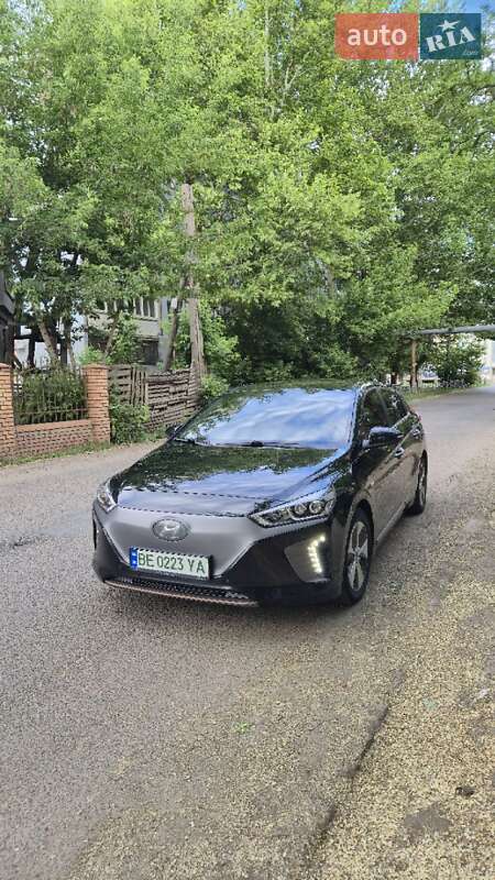 Хэтчбек Hyundai Ioniq 2016 в Николаеве