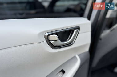 Ліфтбек Hyundai Ioniq 2020 в 