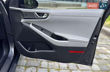 Ліфтбек Hyundai Ioniq 2020 в 