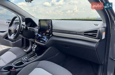 Ліфтбек Hyundai Ioniq 2020 в 