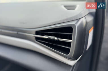 Ліфтбек Hyundai Ioniq 2020 в 