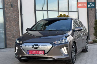Ліфтбек Hyundai Ioniq 2020 в 