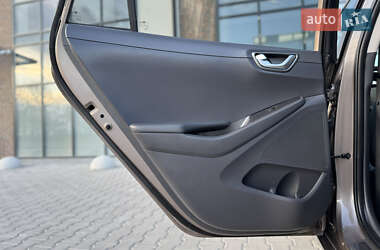 Ліфтбек Hyundai Ioniq 2020 в 