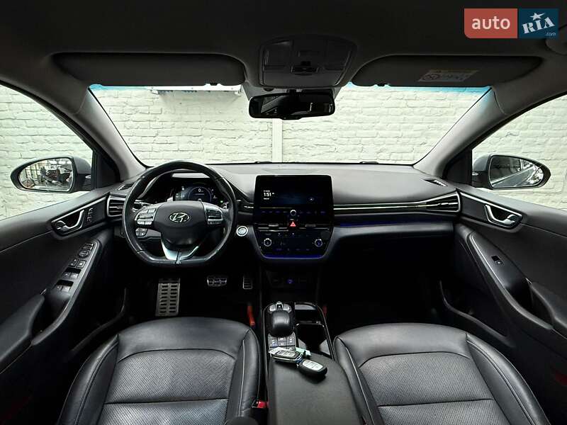 Хетчбек Hyundai Ioniq 2019 в Луцьку