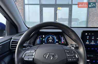 Лифтбек Hyundai Ioniq 2020 в 