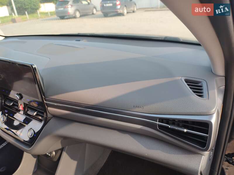 Ліфтбек Hyundai Ioniq 2019 в Володимирі