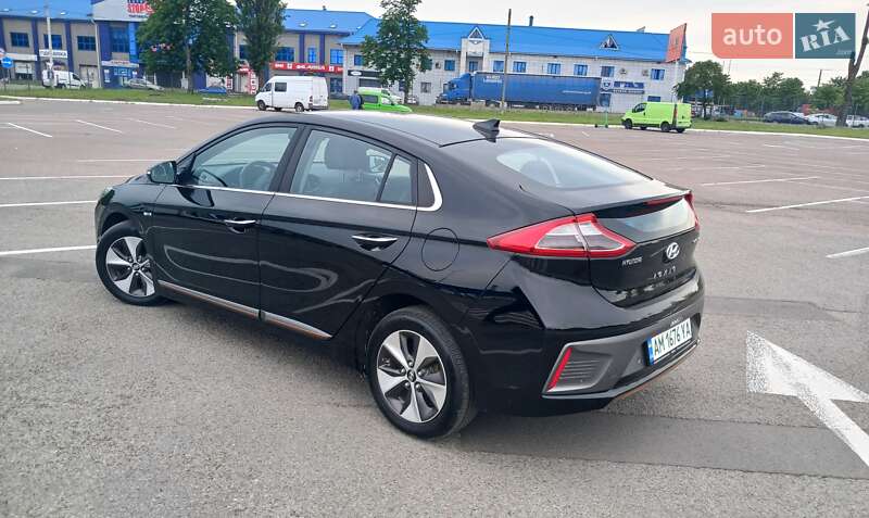 Хетчбек Hyundai Ioniq 2018 в Житомирі