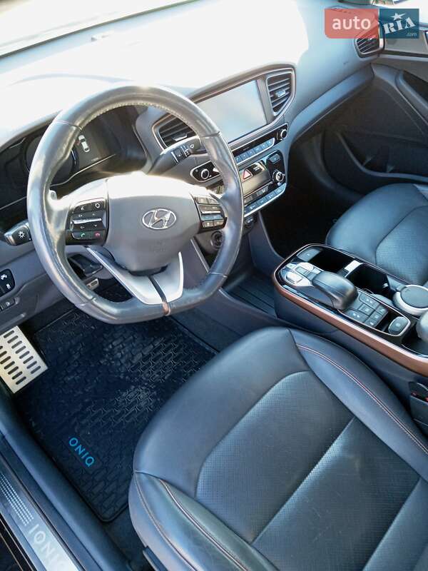 Хетчбек Hyundai Ioniq 2018 в Житомирі
