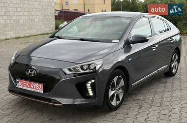 Лифтбек Hyundai Ioniq 2019 в 