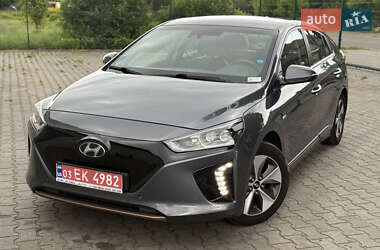 Лифтбек Hyundai Ioniq 2019 в 