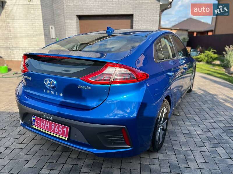 Хэтчбек Hyundai Ioniq 2016 в Виннице