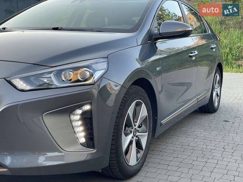 Ліфтбек Hyundai Ioniq 2019 в Луцьку